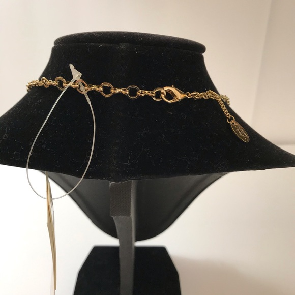 NWT Amrita Singh Gold Floral Statement Necklace - Picture 5 of 11